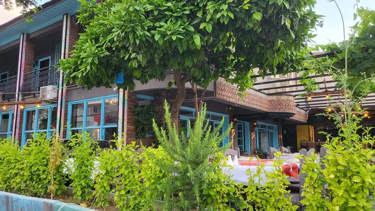 Yolo Otel location